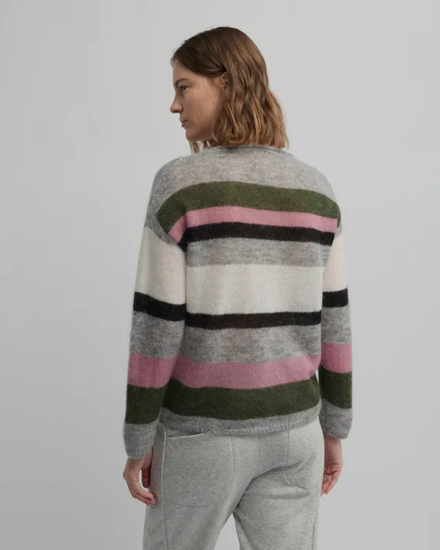 Model wearing Silver Marle Ashen Knit By Yarra Trail Available at Beetees Nelson