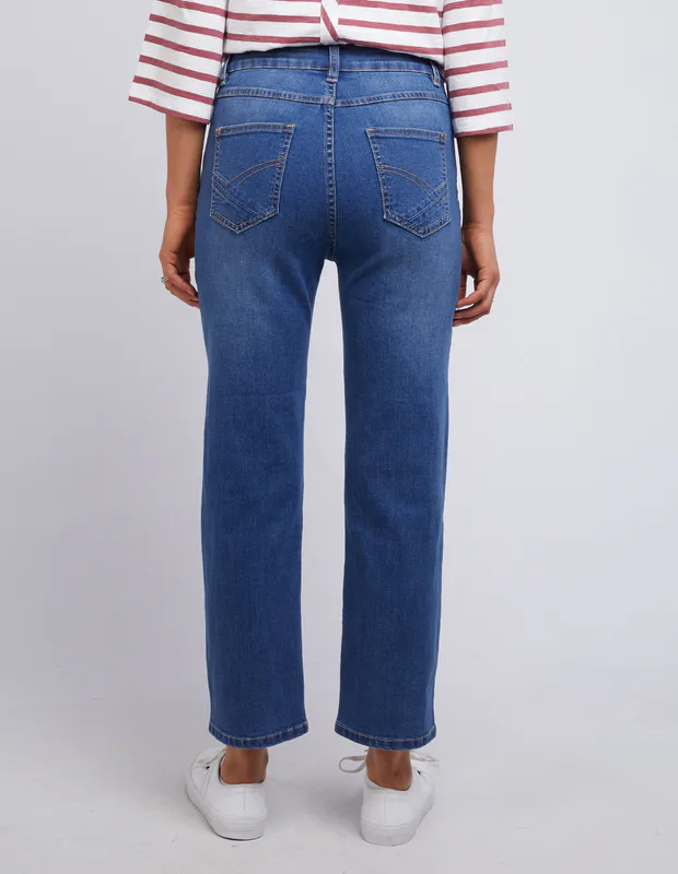 Model wearing Washed Blue Ada Straight Leg Jean By Elm Available at Beetees Nelson