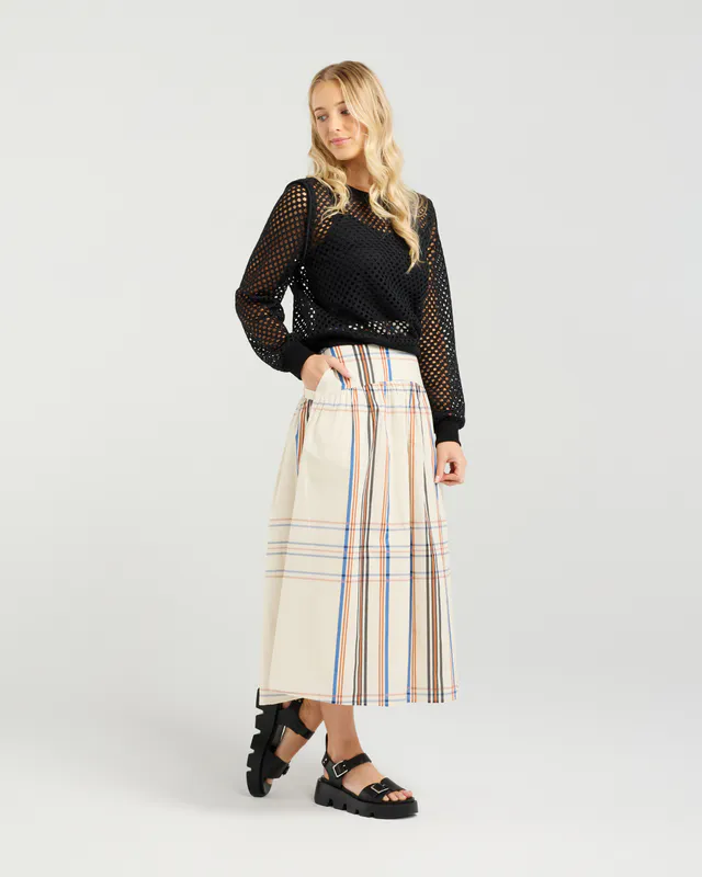 Model wearing Black Cleo Knit By Et Alia Available at Beetees Nelson