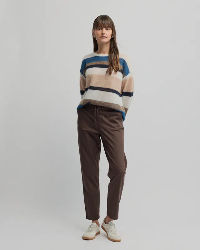 Model wearing Carpi Ashen Knit By Yarra Trail Available at Beetees Nelson