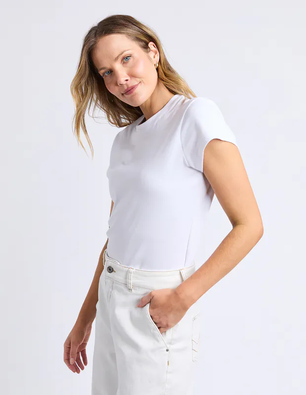 Model wearing White Vera Tee By Elm Available at Beetees Nelson