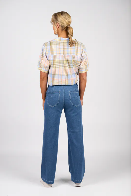 Model wearing Blue Hue Wide Leg Full Length Jean By Vassalli Available at Beetees Nelson