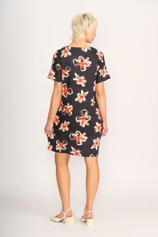 Model wearing Flower Doodle Contrast Facing Shift Dress By Preen Available at Beetees Nelson