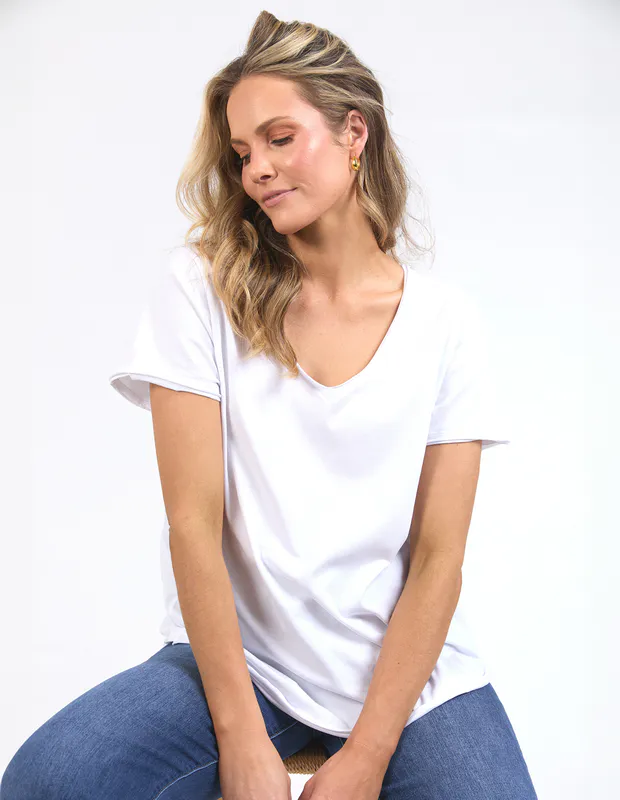 Model wearing White Pima Vee Tee By Elm Available at Beetees Nelson
