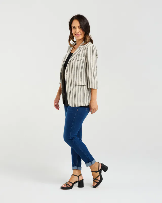 Model wearing Ivory Weave Jocelyn Blazer By Seduce Available at Beetees Nelson