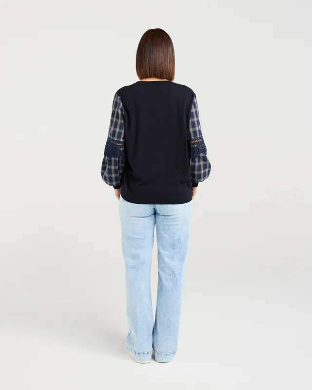 Model wearing Black/White Lilith Top By Zafina Available at Beetees Nelson