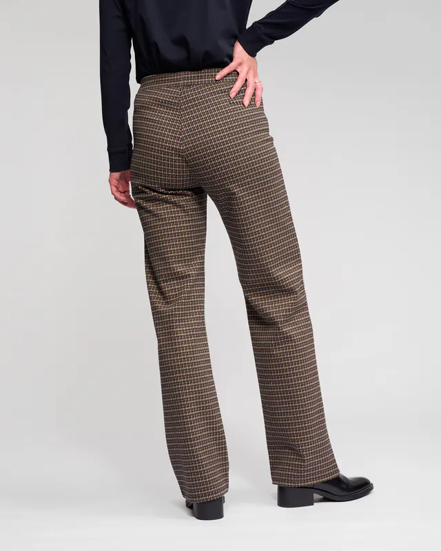 Model wearing Nova Byron Pull On By Vassalli Available at Beetees Nelson