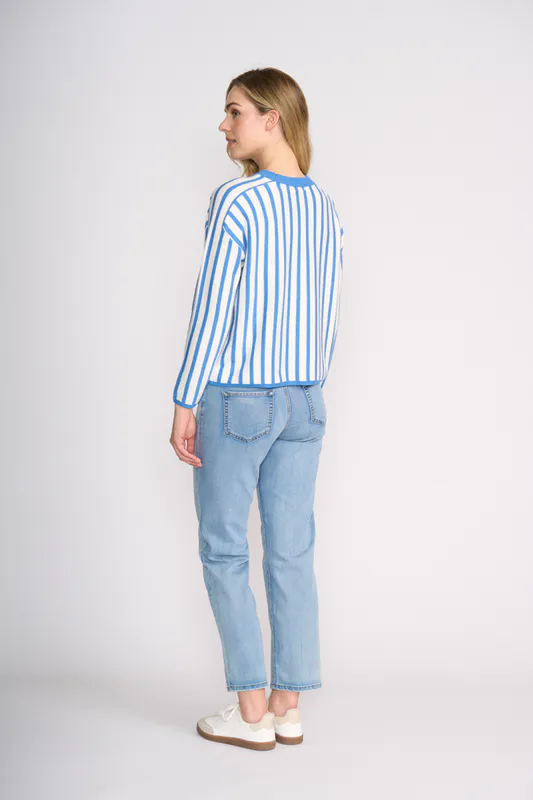 Model wearing Ocean Marle Snow Stripe Along Jumper By Memo Available at Beetees Nelson