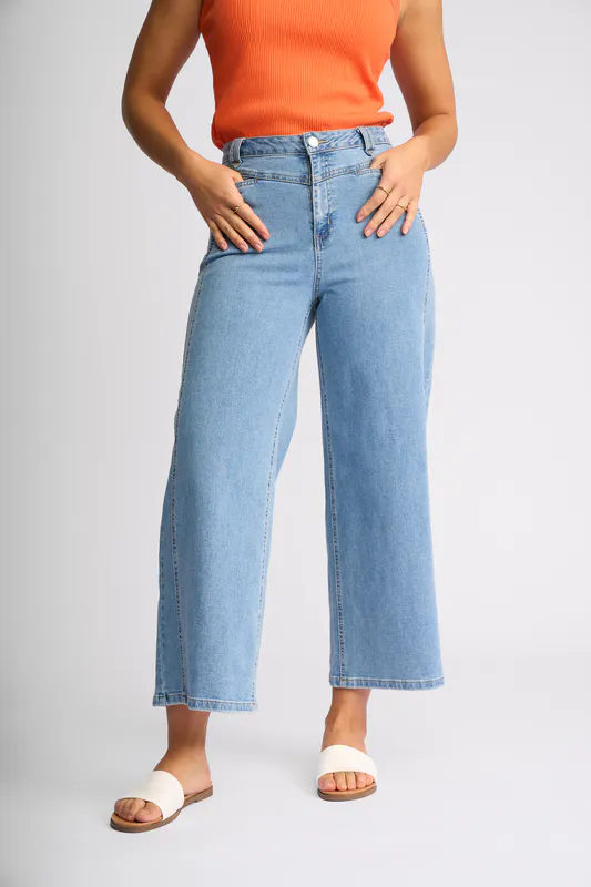 Model wearing Light Wash Denim Index Jean By Knewe Available at Beetees Nelson