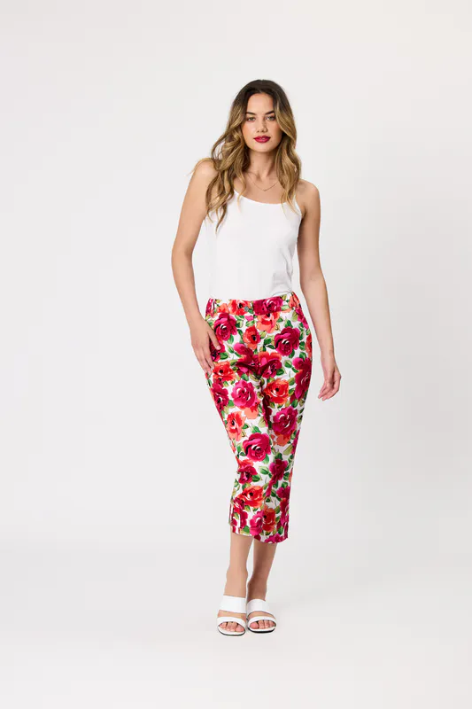 Model wearing Pink Coloured Lucille 3/4 Printed pant By Democracy Available at Beetees Nelson