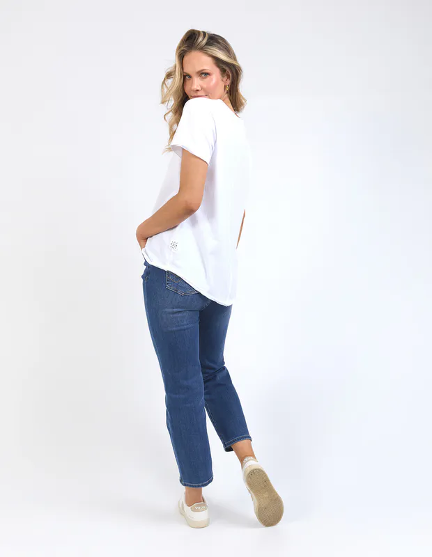 Model wearing White Pima Vee Tee By Elm Available at Beetees Nelson