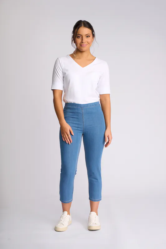 Model wearing Light Denim Habour 7/8 Pant By Vassalli Available at Beetees Nelson