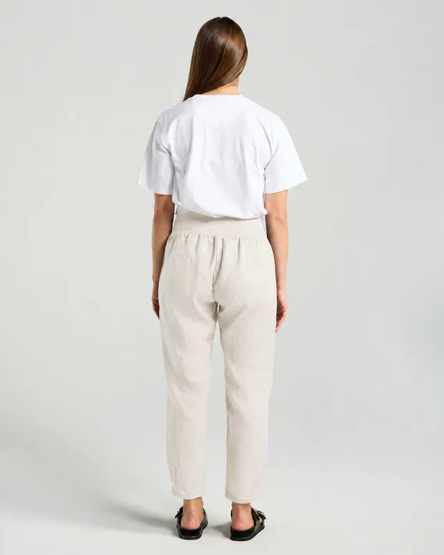 Model wearing Summer Sand Rosalina Knit Waist Pant By Blackstone Available at Beetees Nelson