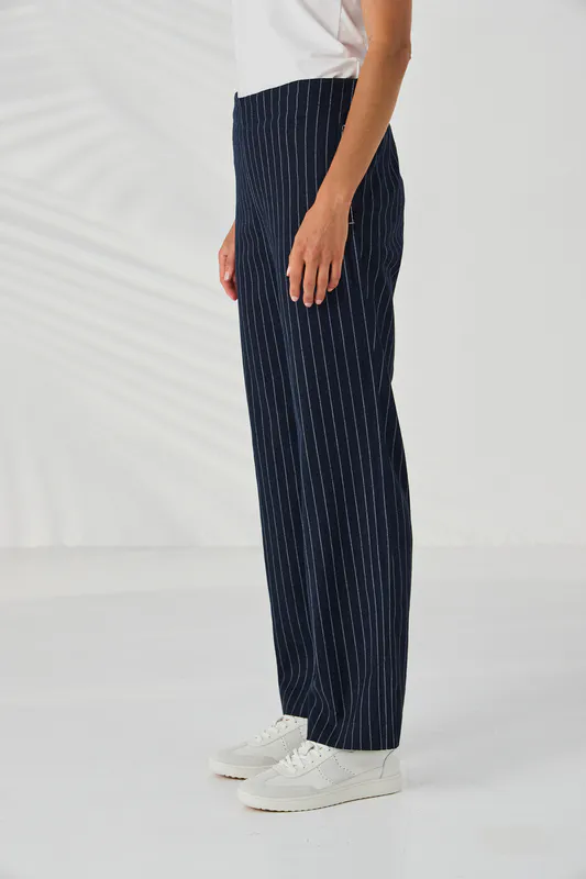 Model wearing Ink Director Pant By Lania Available at Beeetees Nelson