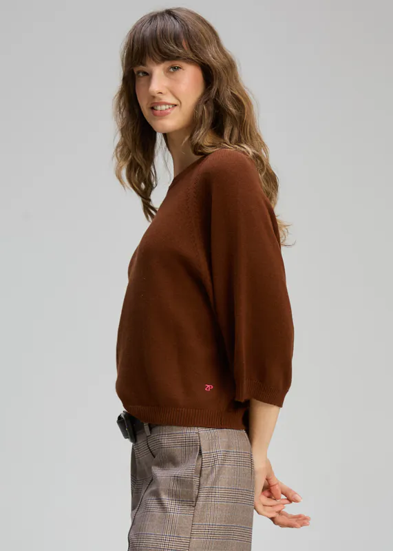 Model wearing Chestnut Boxy Crew Essential By Zaket & Plover Available at Beetees Nelson