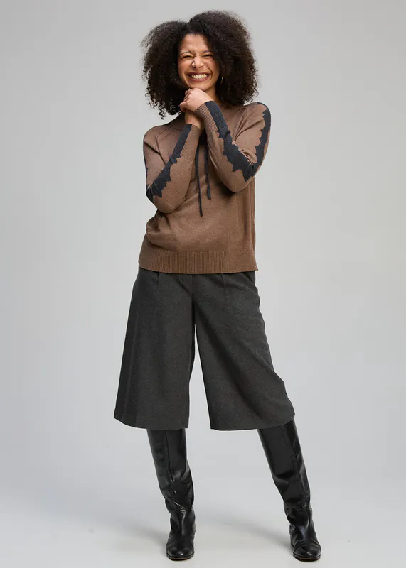 Model wearing Bark Graphic Neck Cord By Zaket & Plover Available at Beetees NelsonModel wearing Bark Graphic Neck Cord By Zaket & Plover Available at Beetees Nelson