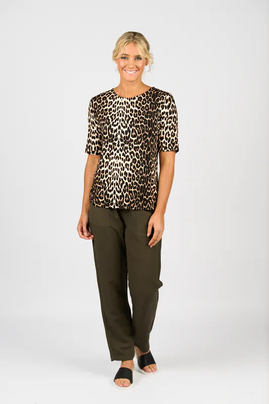 Model wearing Leopard 3/4 Sleeve Round Neck Knit Top By Vassalli Available at Beetees Nelson