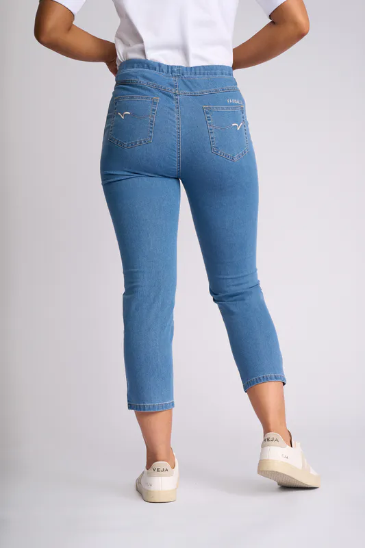 Model wearing Light Denim Habour 7/8 Pant By Vassalli Available at Beetees Nelson