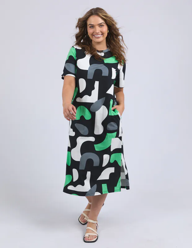 Model wearing Char Stijl Dress By Elm in Abstract Yardage Print Available at Beetees Nelson