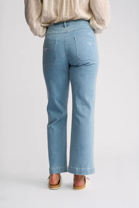 Model wearing Light Wash Denim Villa Jean By Vassalli Available at Beetees Nelson