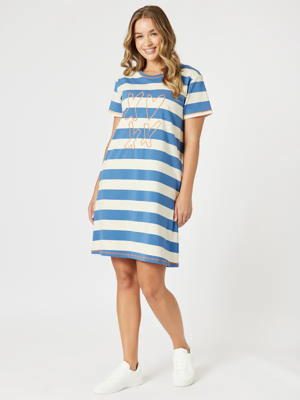 Model wearing Blue/Natural Love & Kisses Dress By Threadz Available at Beetees Nelson