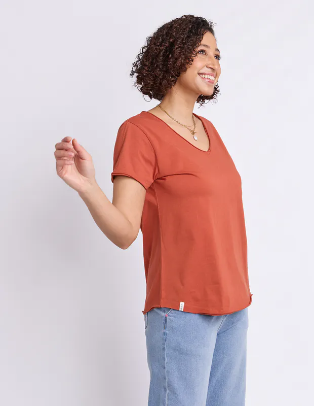 Model wearing Earth Brown Pima Vee Tee By Elm Available at Beetees Nelson