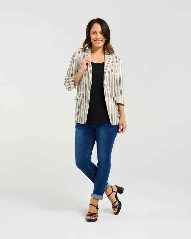 Model wearing Ivory Weave Jocelyn Blazer By Seduce Available at Beetees Nelson