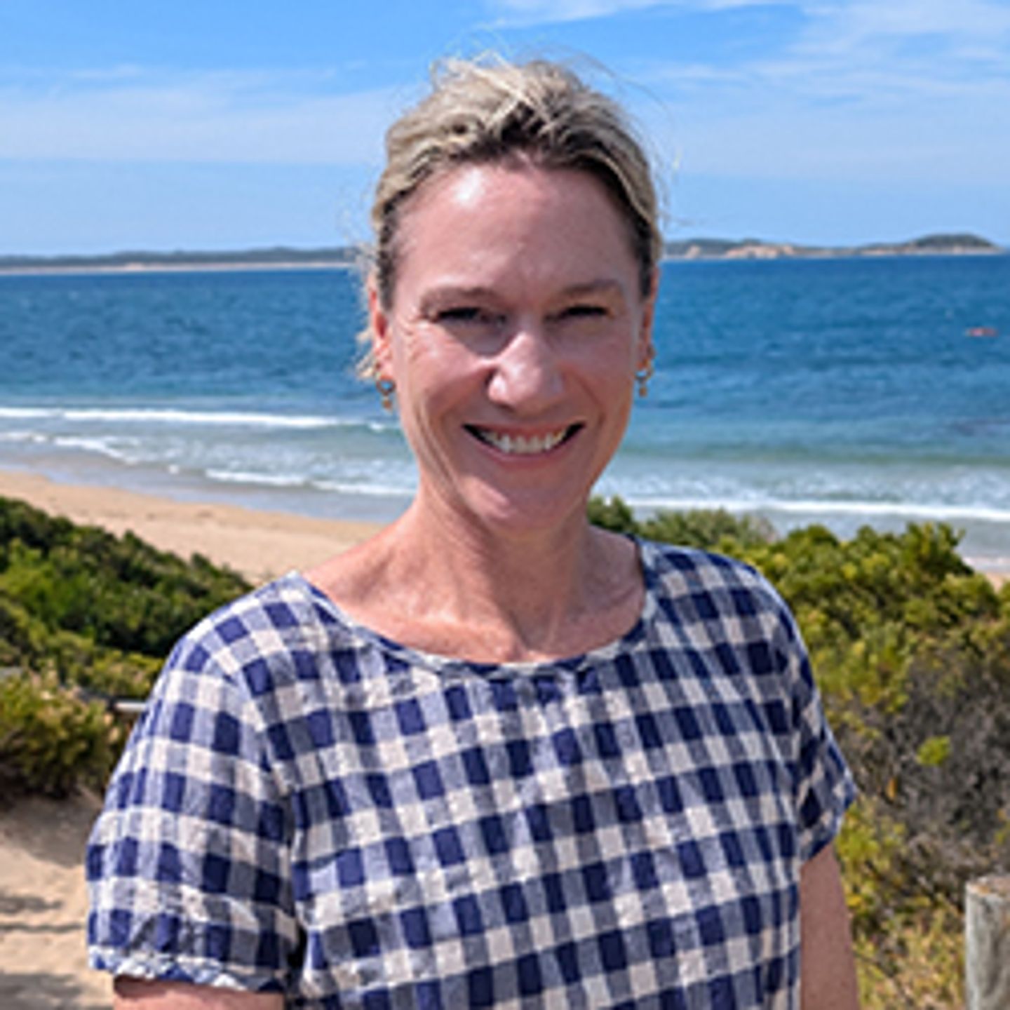 Anne Johnson, works in a Cancer Centre within a regional hospital in Victoria, Australia.