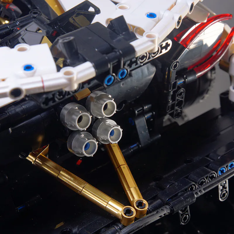 Remote Control Building blocks Pagani. Massive vehicle. Satisfying Assembly. Speed and control, Royal Colors livery. Great Car, massive size on brixbros-store.com