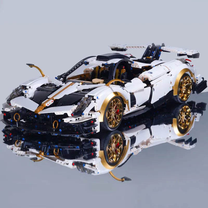 Remote Control Building blocks Pagani. Massive vehicle. Satisfying Assembly. Speed and control, Royal Colors livery. Great Car, massive size on brixbros-store.com