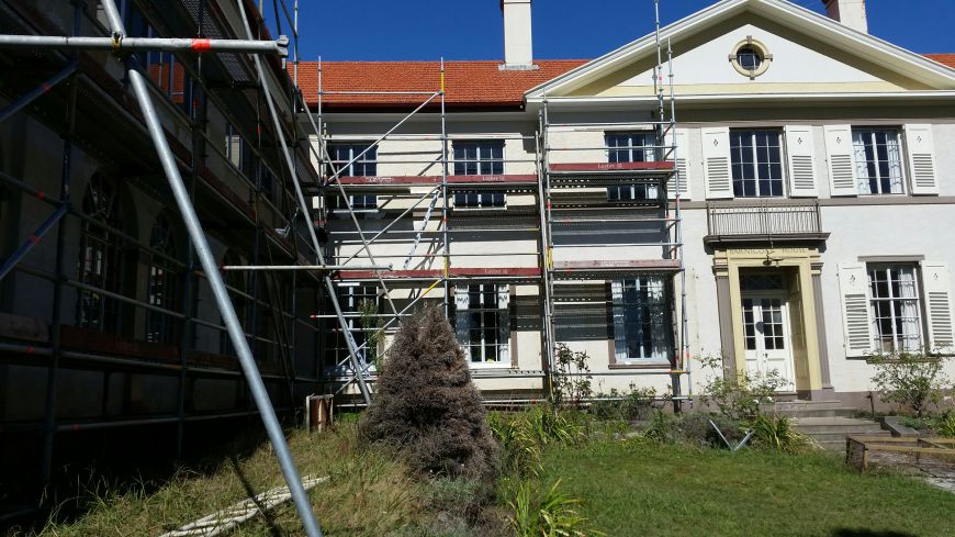 Scaffolding up ready for painting the exterior of Barnicoat House Nelson College