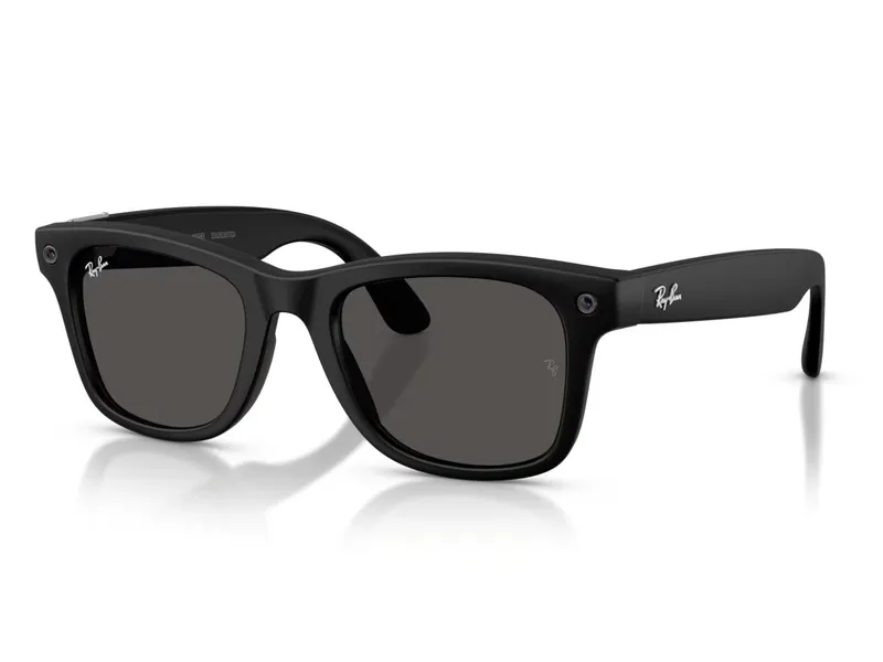 Wayfarer Black Frame + Grey Lens
