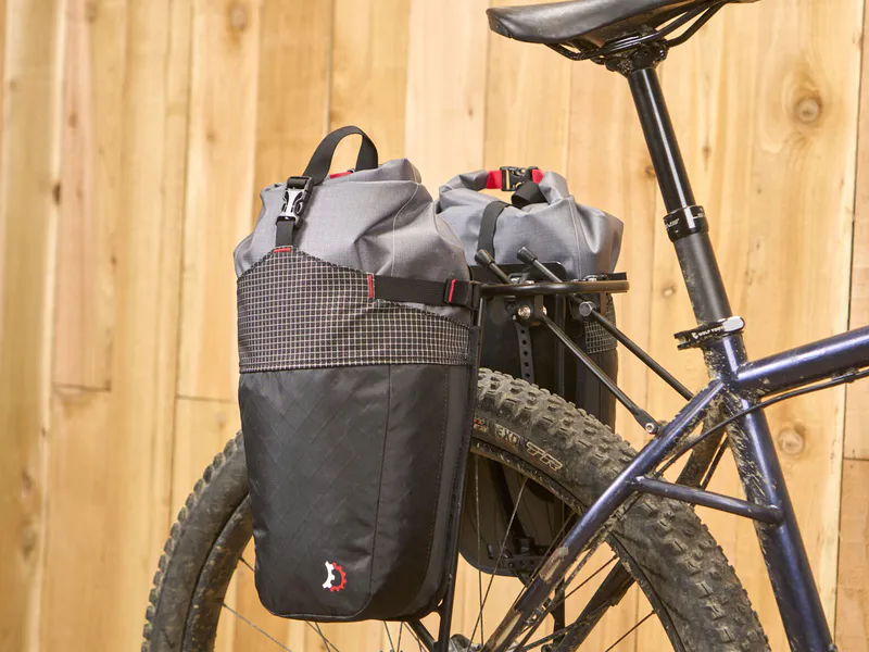 Revelate Designs Portage Pannier 10L installed