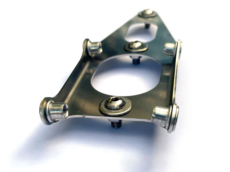 90 degree double bottle cage adaptor (updated with wider base)