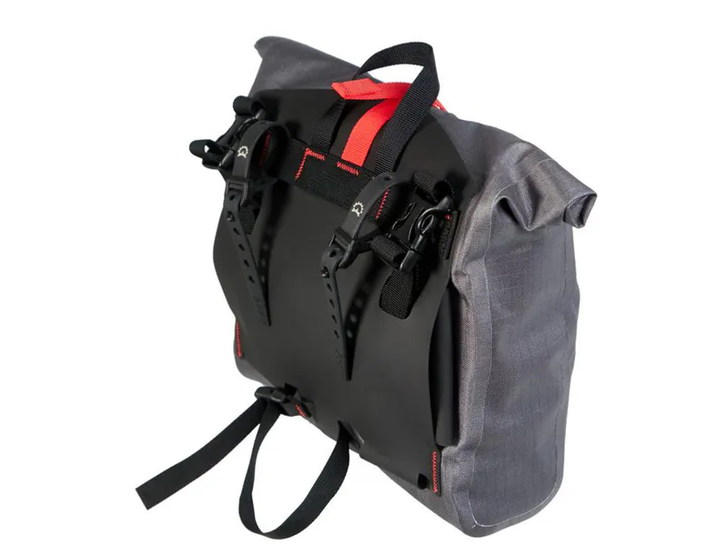 Revelate Designs Egress Pocket - rear