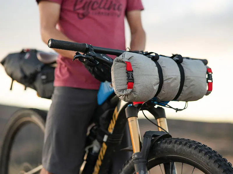 Revelate Designs Pronghorn drybag installed. Note: Harness not included.