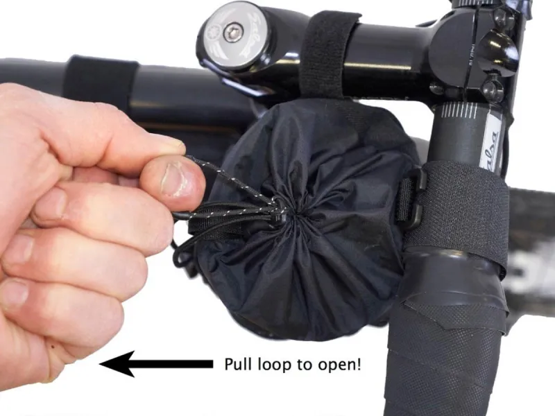 Revelate Designs Feedbag - One handed opening