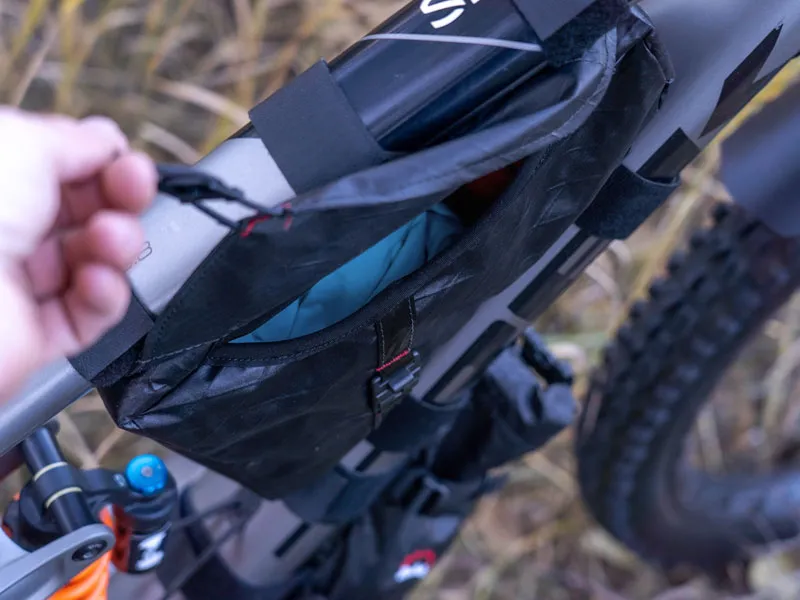 Revelate Designs Hopper frame bag open