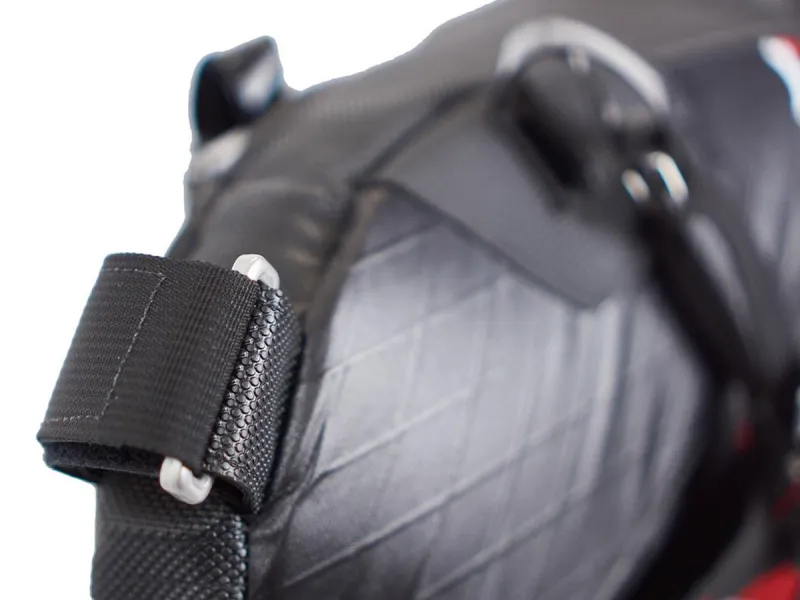 Revelate Designs Terrapin seat post strap detail