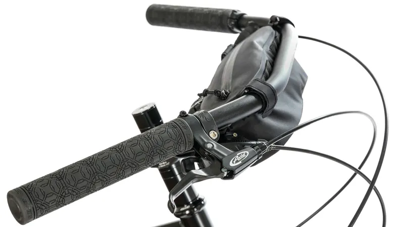 Jones H-Bar Pack installed