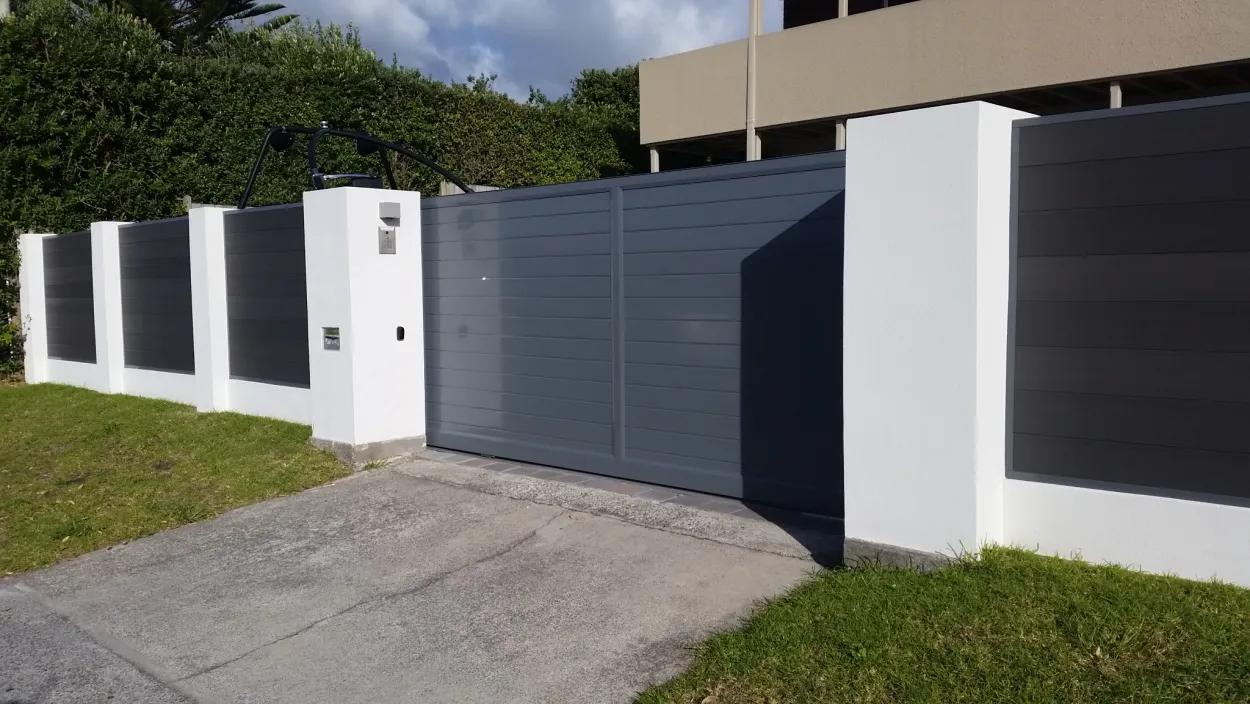 Horizontal tongue and groove - split into panels