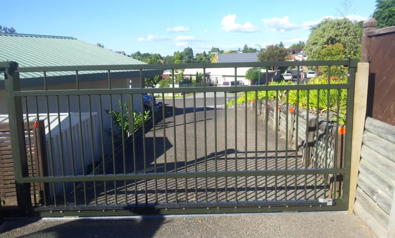 Manor, alternative powder coating colour