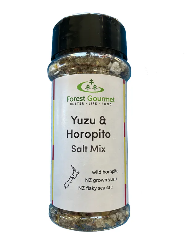 Yuzu, Horopito, Flaky Salt Mix - Shaker Bottle - White Background