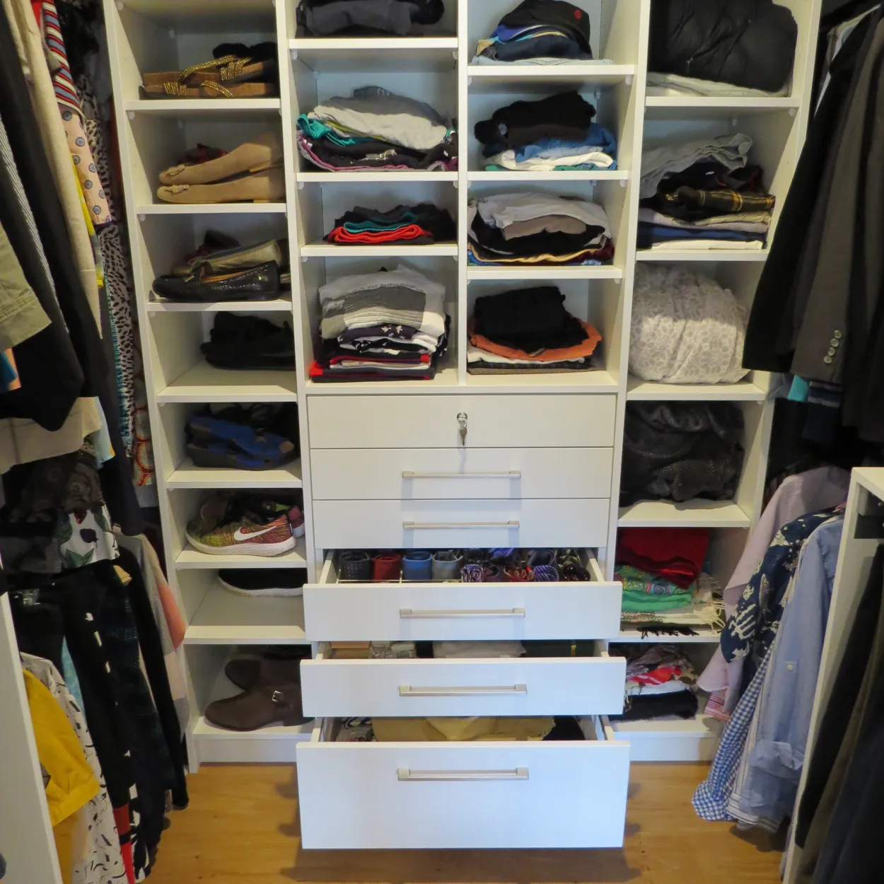 Residential Interior Refurbishment - wardrobe