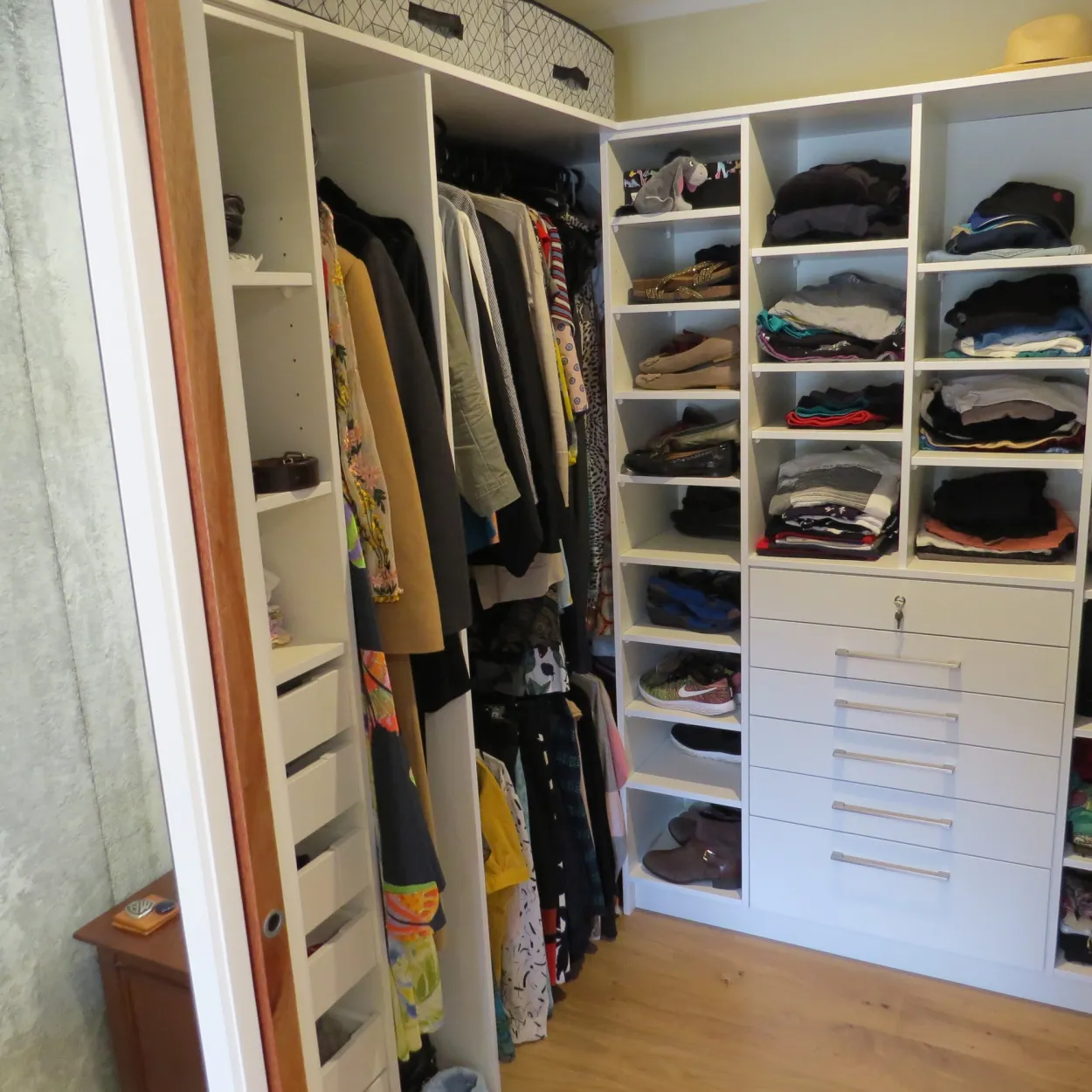 Residential Interior Refurbishment - wardrobe