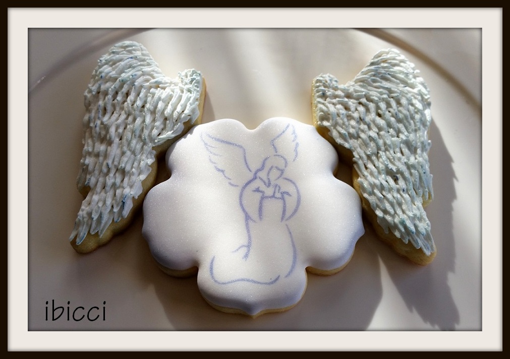 Praying angel and Angel wings cookies