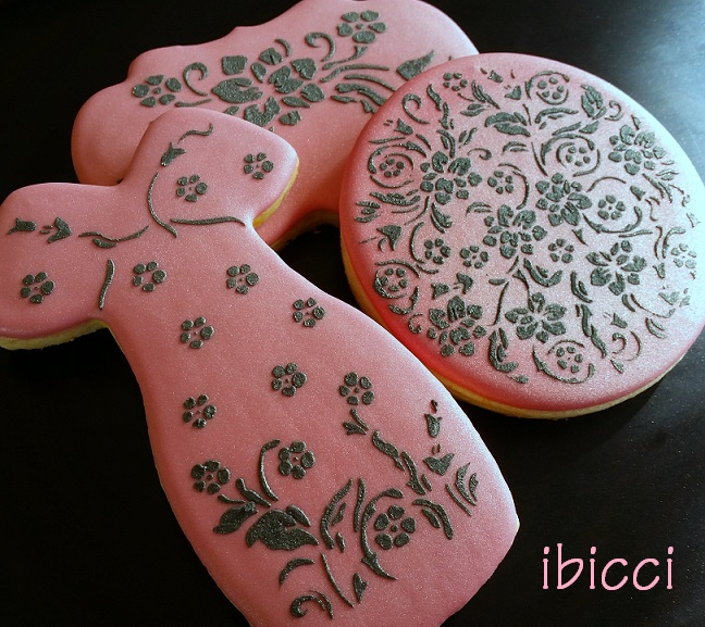 ibicci Lace Circle, Lace Swag and Lace Dress cookies