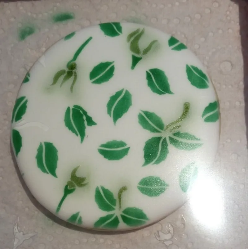 ibicci Rosebuds and leaves stencil - Part 2 airbrushed