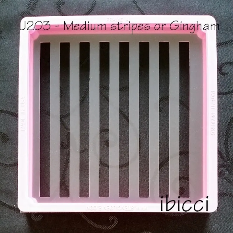 Medium stripes stencil