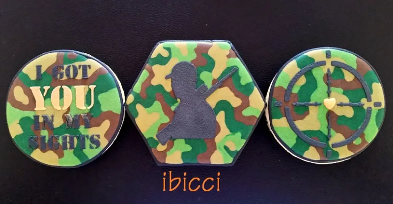 ibicci Hunter with gun and other camouflage cookies